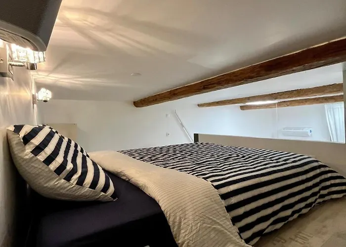 Le Chaptal • Beau T2 • Clim • Centre Gare St Roch Apartamento Montpellier